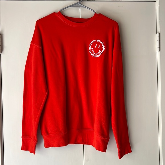 HAPPYHEART Smiley Sweatshirt - Picture 1 of 4